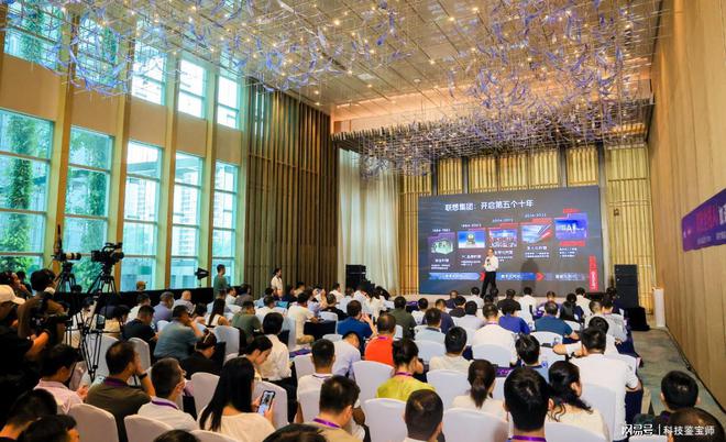 联想全栈AI科技品鉴会深圳站：助力智慧中国建设(图1)